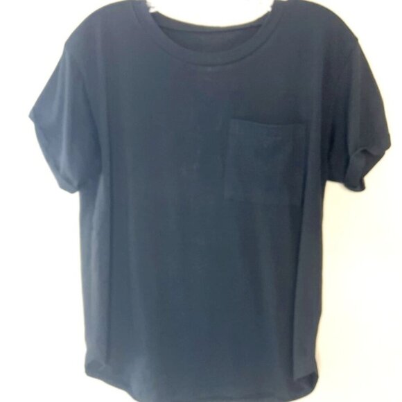 SHEIN Black Top with Pocket Size Large - Picture 1 of 4